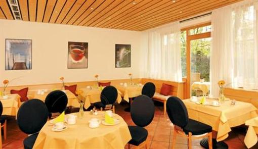 фото отеля Hotel Am Hachinger Bach Neubiberg