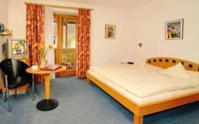 фото отеля Hotel Am Hachinger Bach Neubiberg