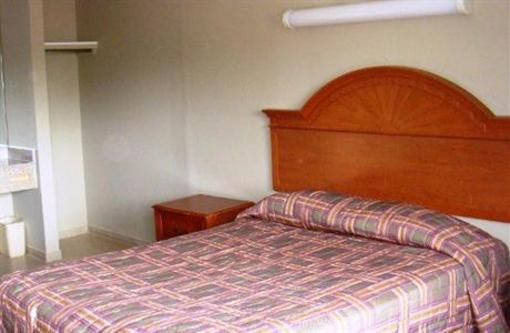 фото отеля Beauty Rest Motel