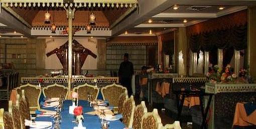 фото отеля Hotel Yuvraj Palace