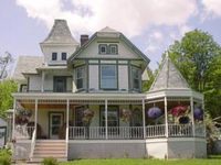 Antique Rose Inn