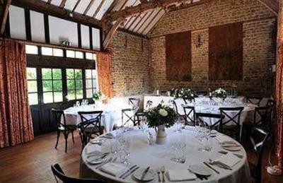 фото отеля King's Arms Guest House Fernhurst