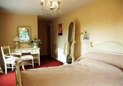 фото отеля King's Arms Guest House Fernhurst