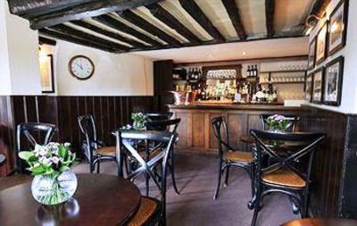 фото отеля King's Arms Guest House Fernhurst