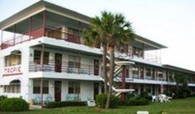 фото отеля Tropic Terrace of Treasure Island