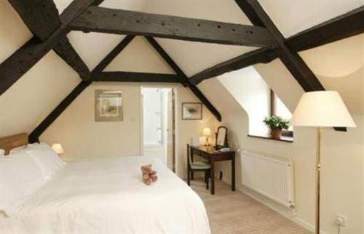 фото отеля The Bear Hotel Hungerford