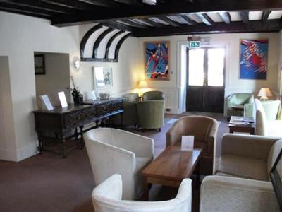 фото отеля The Bear Hotel Hungerford
