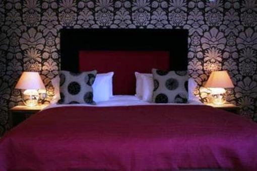 фото отеля The Bear Hotel Hungerford