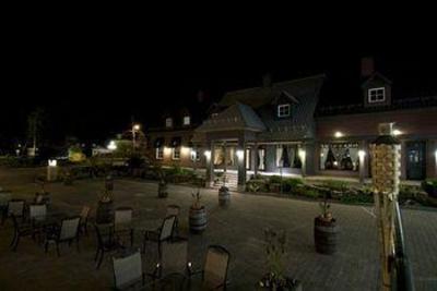 фото отеля Chateau Logue Hotel & Golf Resort