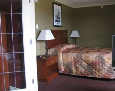 фото отеля Lakeview Inn & Suites Edson Airport West