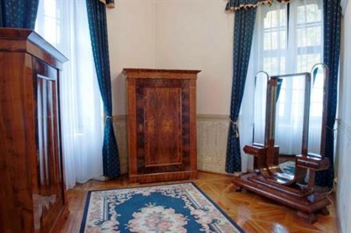 фото отеля Teleki-Degenfeld Kastelyszallo