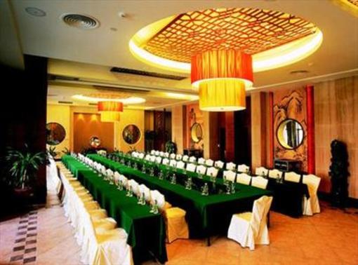 фото отеля Phoenix Lakeview Resort Hotel Jiangmen