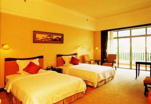 фото отеля Phoenix Lakeview Resort Hotel Jiangmen