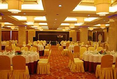 фото отеля Xinbai Grand Hotel