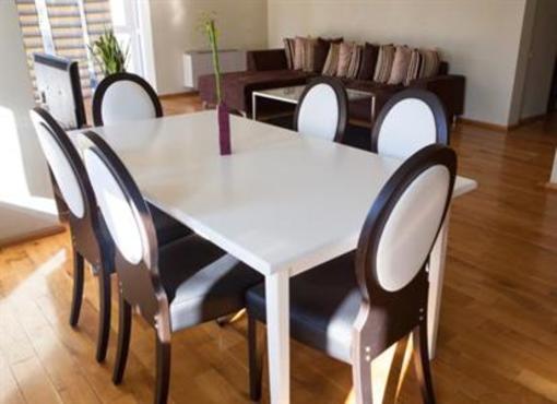 фото отеля Living In Aparthotel Oradea