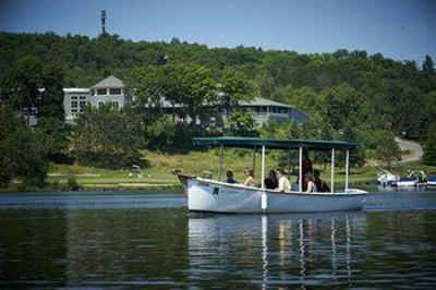 фото отеля Deerhurst Resort