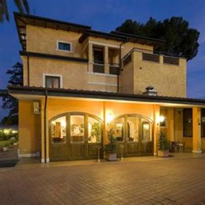 фото отеля Hotel Villa Plauzi