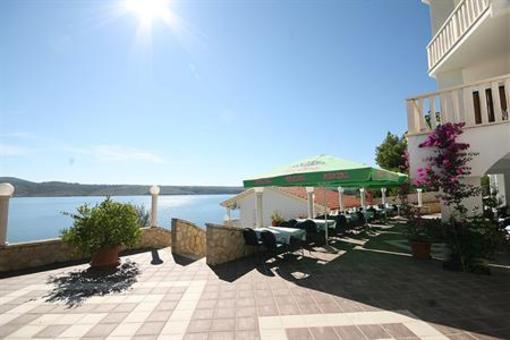 фото отеля Lucija Hotel Posedarje
