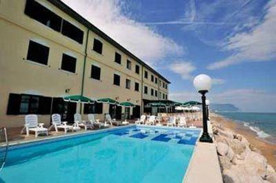 фото отеля Hotel Il Brigantino