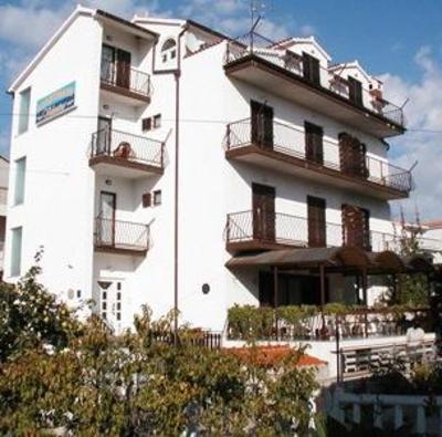 фото отеля Apartments Valentino Vodice