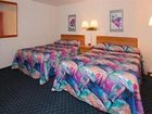 фото отеля Knights Inn Mackinaw City