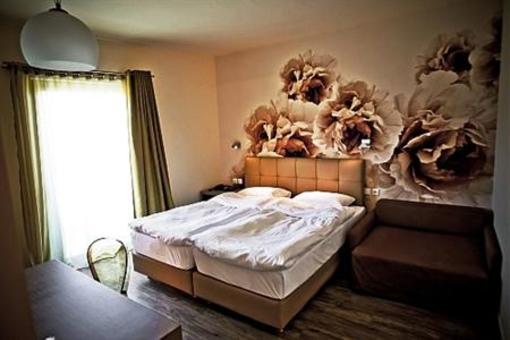 фото отеля Mouikis Hotel Argostoli
