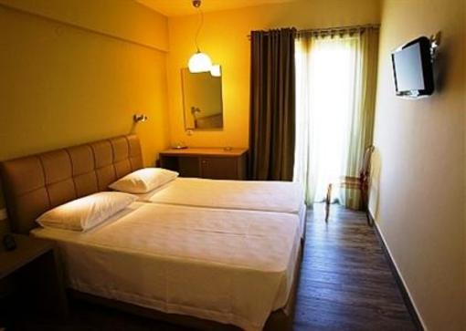 фото отеля Mouikis Hotel Argostoli