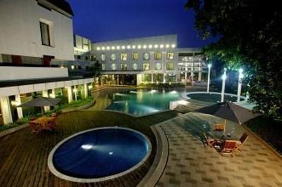фото отеля Grandkemang Hotel Jakarta