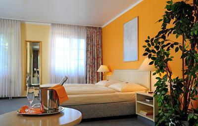 фото отеля Hotel Pontivy