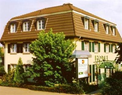 фото отеля Hotel Pontivy