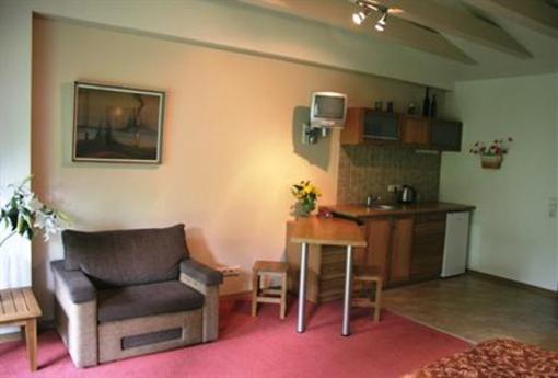 фото отеля Solo Bed & Breakfast Kaunas