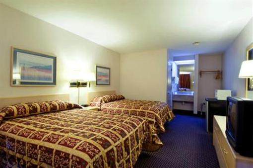 фото отеля Americas Best Value Inn Garden City