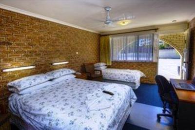 фото отеля Marcoola Motel