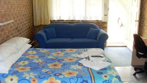 фото отеля Marcoola Motel