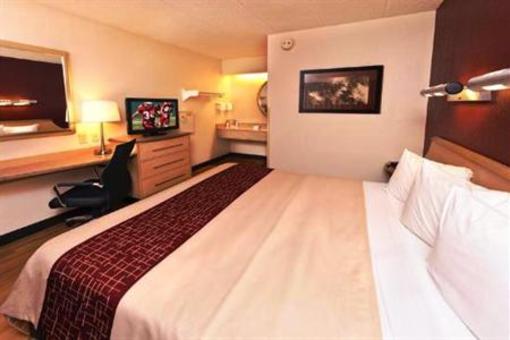 фото отеля Red Roof Inn North Canton
