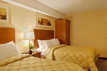фото отеля Comfort Inn Orillia