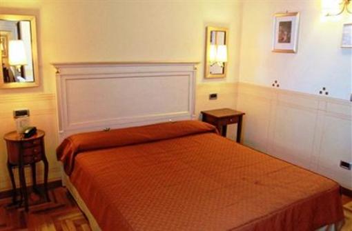 фото отеля Hotel Villa Policreti