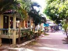 фото отеля Black & White Bungalows