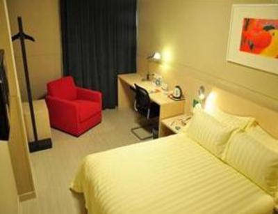 фото отеля Jinjiang Inn Songyuan Qian'guo