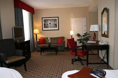 фото отеля Hampton Inn & Suites Montgomery-Downtown