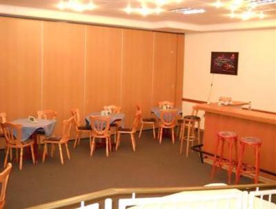 фото отеля Hotel Zur Tanne