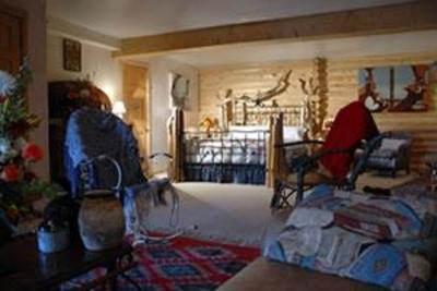фото отеля Swan River Inn