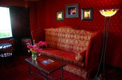 фото отеля Swan River Inn