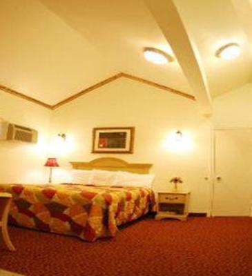 фото отеля Glen Capri Inn & Suites - Colorado Street