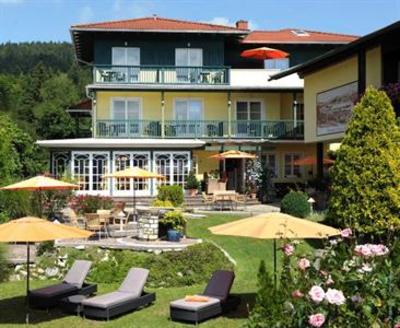 фото отеля Wunders Ferienpension Portschach am Worthersee