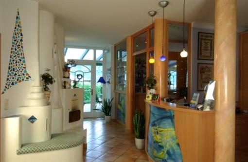 фото отеля Wunders Ferienpension Portschach am Worthersee