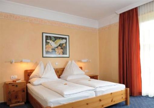фото отеля Wunders Ferienpension Portschach am Worthersee