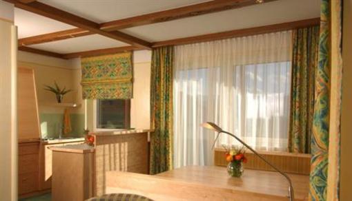 фото отеля Wunders Ferienpension Portschach am Worthersee