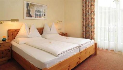 фото отеля Wunders Ferienpension Portschach am Worthersee