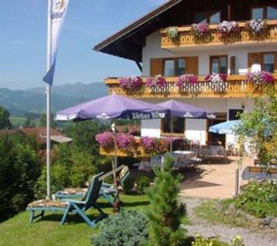 фото отеля Berghotel-Restaurant Hohenwirt